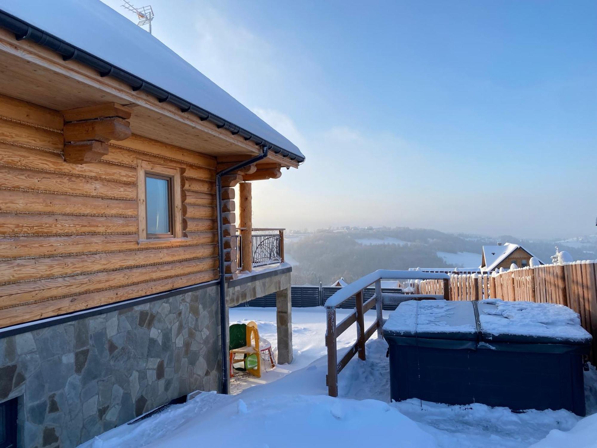 Zloty Gron Log Houses & Apartments อิสเตบนา ภายนอก รูปภาพ