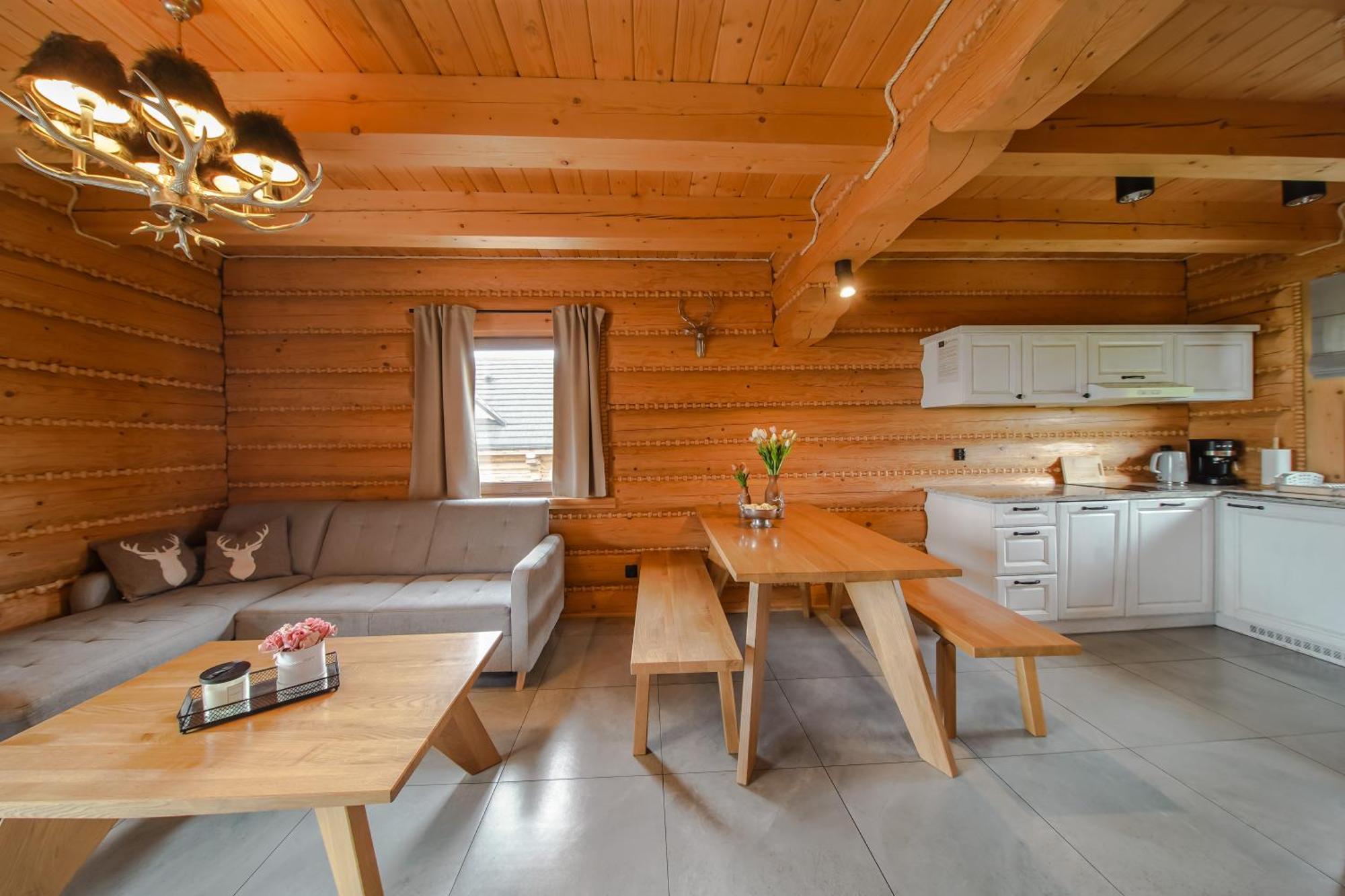 Zloty Gron Log Houses & Apartments อิสเตบนา ภายนอก รูปภาพ