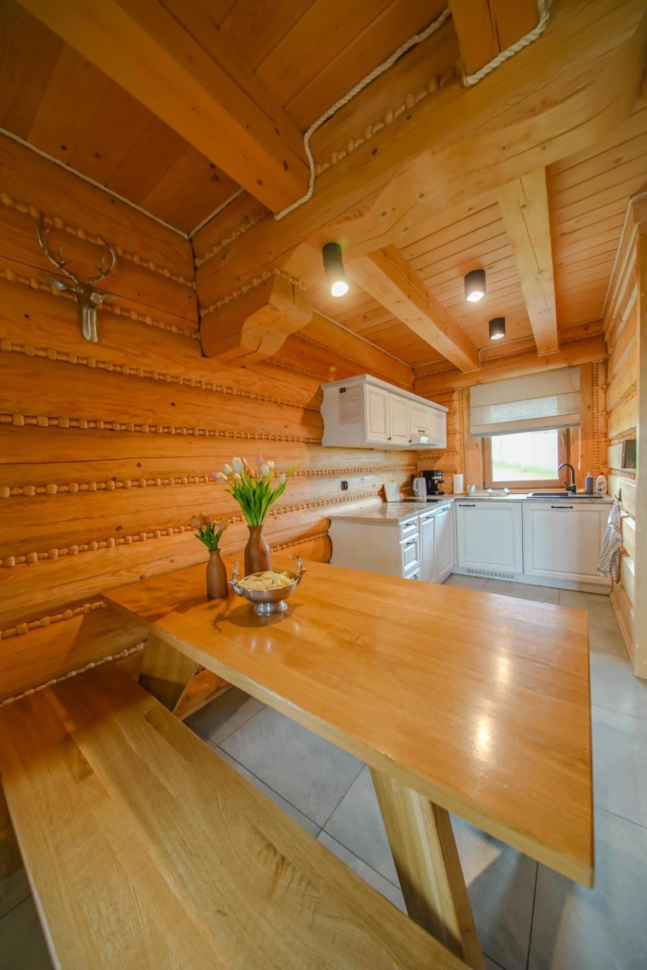 Zloty Gron Log Houses & Apartments อิสเตบนา ภายนอก รูปภาพ